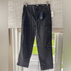 NWT GAP Black Girlfriend Khaki Cargo Pants – 00 Petite